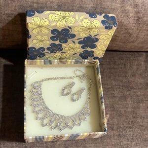 Necklace and matching Earrings